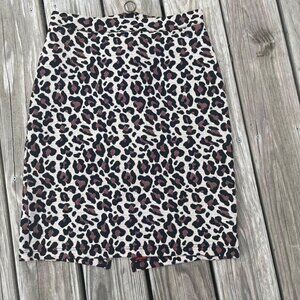 Maeve Animal Leopard Cheetah Back Zip pencil skirt Stretch Small